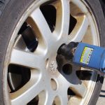 tire service, wheel change, aluminium rim-2291880.jpg